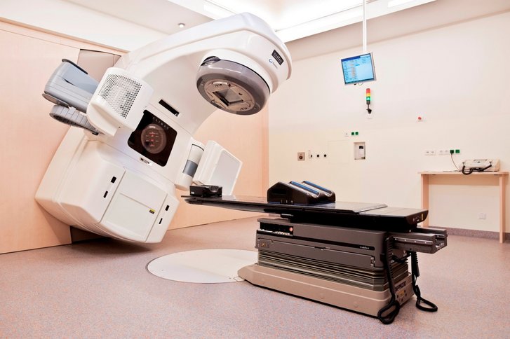 Radiation therapy unit
