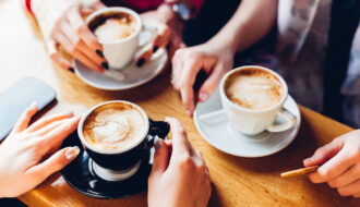 Coffee and tea reduce the risk of head and neck cancer